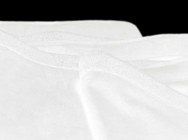 Pipe & Drape – Hvit dekomolton
